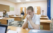 Мошенники массово разводят школьников фальшивыми ответами на ЕГЭ