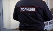 В Новомосковске пьяный житель напал на полицейского