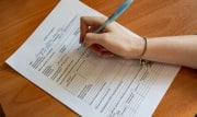 С 1 января работающие по временным договорам туляки будут получать больничные