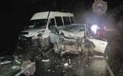 В Тульской области в ДТП с микроавтобусом и легковушкой пострадали три человека