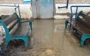 Жители ул. Профсоюзной в Новомосковске: «Добираться домой приходится вплавь!»