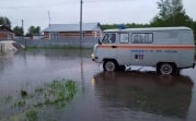 Река вышла из берегов и затопила огороды в Дедилово Тульской области