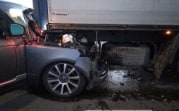 В Тульской области Range Rover влетел под грузовик