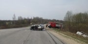 Под Алексином столкнулись две легковушки, одна – улетела в кювет