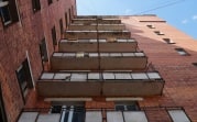 В Кимовске школьница выпала с 8-го этажа высотки