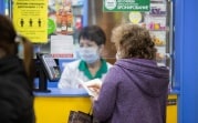 В России первый регион объявил об отмене обязательного ношения масок