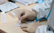 Роспотребнадзор: осенью ожидается новый подъем заболеваемости ковидом