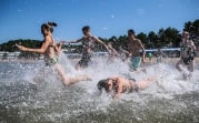 Роспотребнадзор запустил горячую линию по вопросам организации детского отдыха