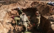 Разыскиваются родственники погибших бойцов