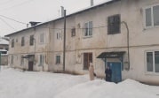 Осиный рой, холод и плесень: активисты добиваются переселения людей из кимовской развалюхи