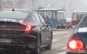 Тульских водителей предупредили о гололедице и сильном ветре