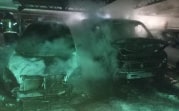 В Богородицке на охраняемой стоянке подожгли два автомобиля: возбуждено уголовное дело