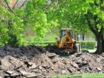 В Новомосковске стартовало благоустройство сквера «Сказка»