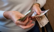 Стало известно, кому с 1 февраля проиндексируют пособия на 7,5%