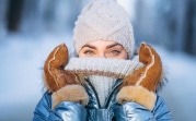 Врачи дали советы, как пережить резкое похолодание на новогодних праздниках