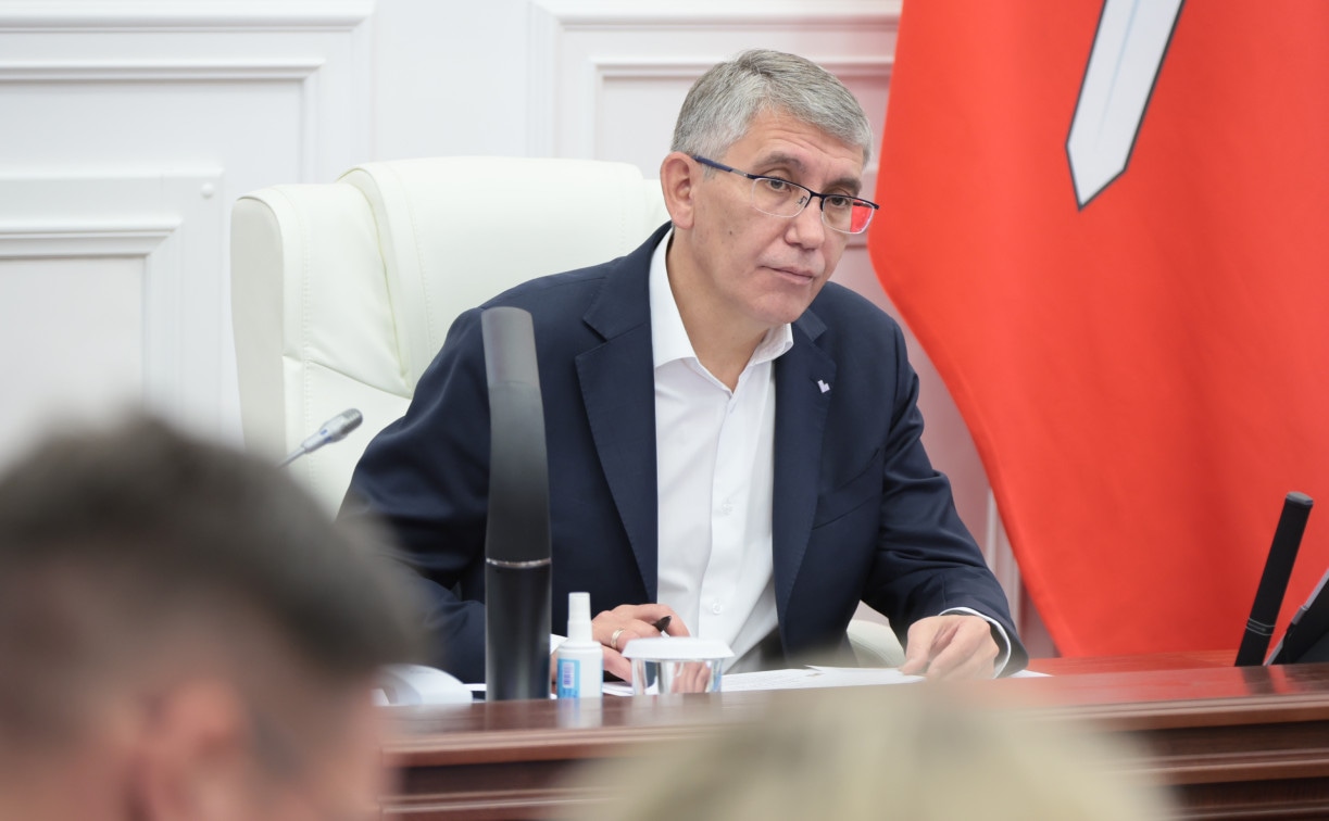 761 памятник под контролем: губернатор Миляев поручил усилить уход за воинскими мемориалами