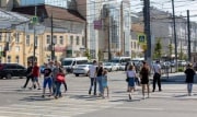 Министр здравоохранения призвал россиян соблюдать масочный режим в общественных местах