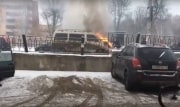 В Новомосковске загорелся минивен