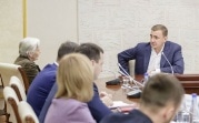 Алексей Дюмин пообещал приобрести навигаторы и квадрокоптеры для поискового отряда «Лиза Алерт»