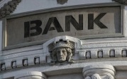 Банки начали ограничивать кредитование работников проблемных отраслей