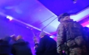 В Новомосковске проверили местное кафе и паб: в полицию доставили 30 иностранцев