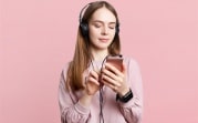 Мошенники стали звонить по видеосвязи