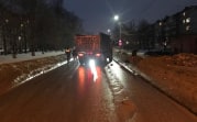 В Новомосковске КамАЗ сбил мужчину