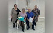 Пара из Новомосковска трогательно отметила жемчужную свадьбу