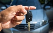 В России новые авто можно будет зарегистрировать в салоне