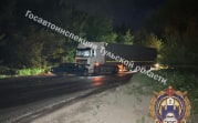 В Новомосковске ВАЗ влетел на встречке в фуру